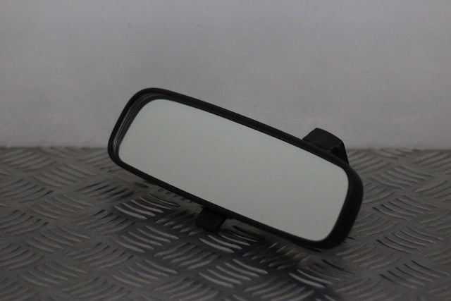Toyota Yaris Interior Rear View Mirror