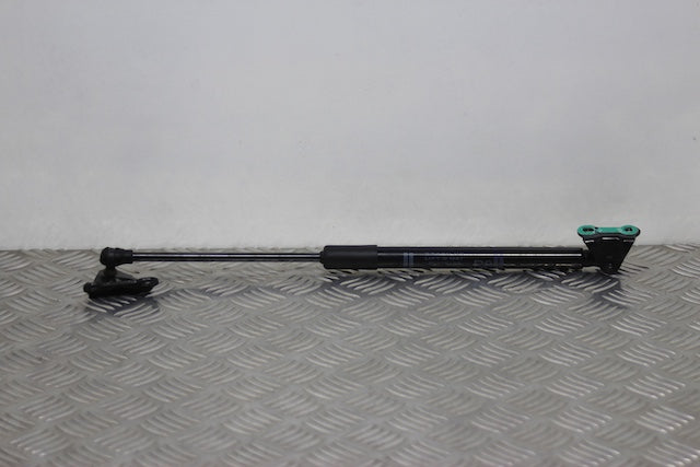 Toyota Yaris Tailgate Strut Drivers Side