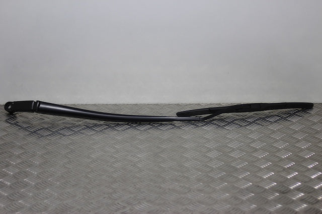 Toyota Yaris Wiper Front Passengers Side