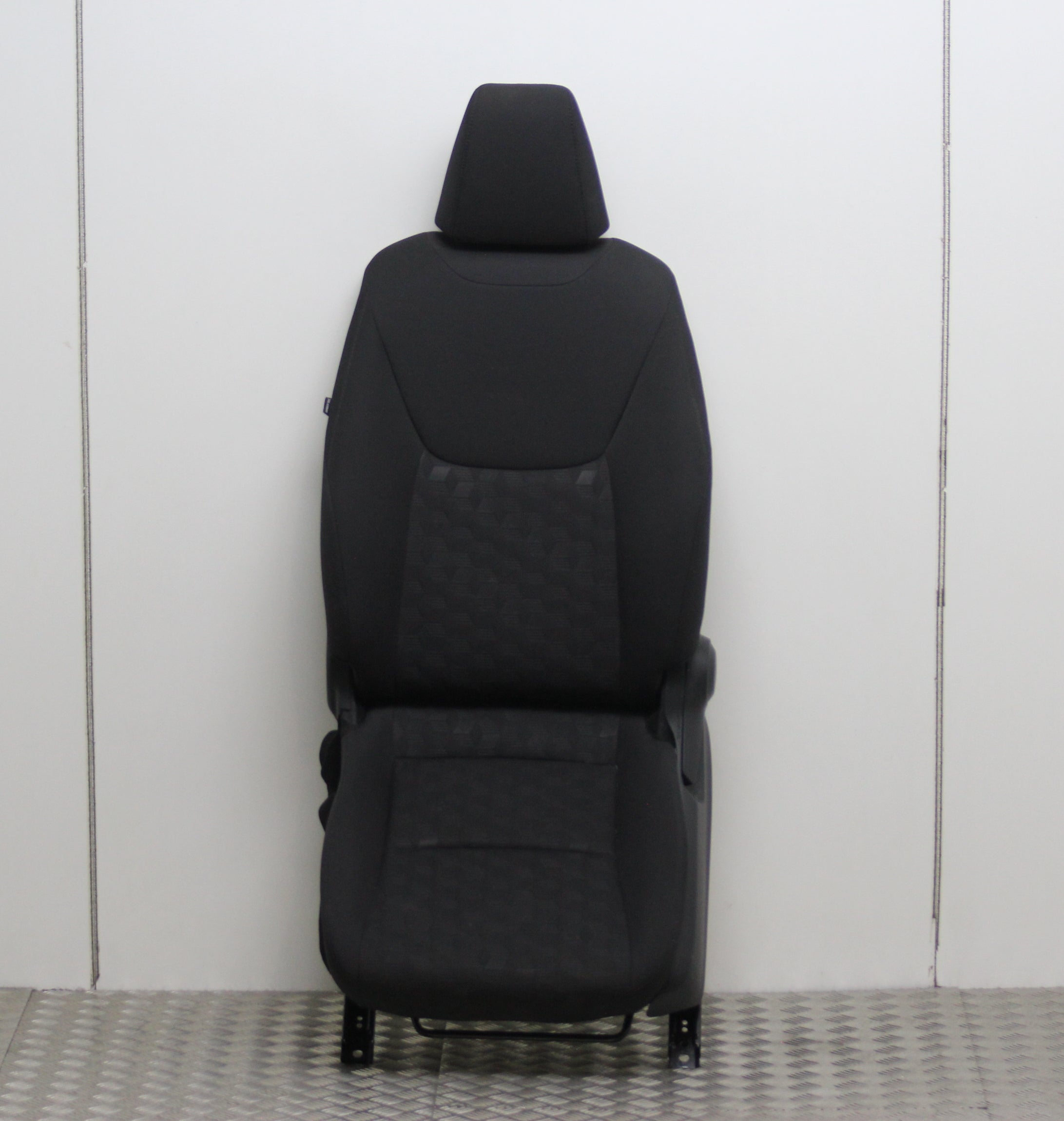 Toyota Yaris Seat Front Passengers Side (2024)