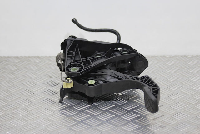 Volkswagen Golf Accelerator Throttle Pedal