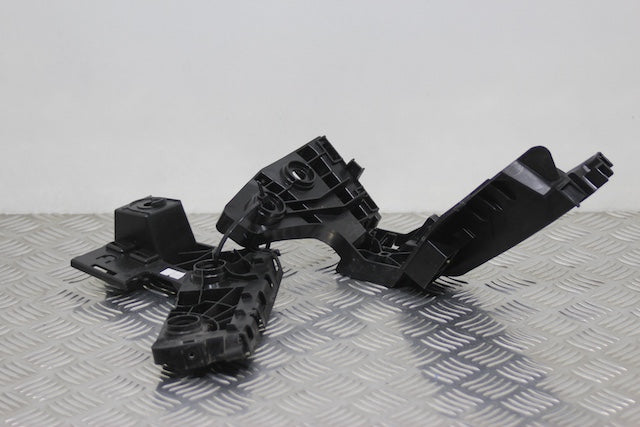 Volkswagen Golf Bumper Bar Support Bracket Passenegrs Side