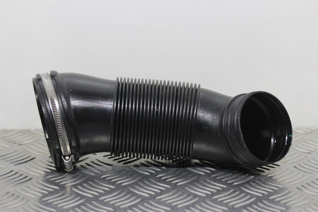 Volkswagen Golf Air Feed Pipe from Airbox to Turbo (2022)