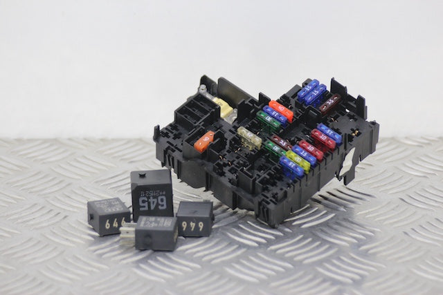 Volkswagen Golf Fuse Box