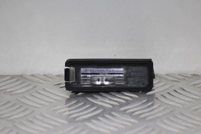 Volkswagen Golf Number Plate Light Drivers Side
