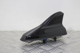 Volkswagen Golf Aerial with Socket