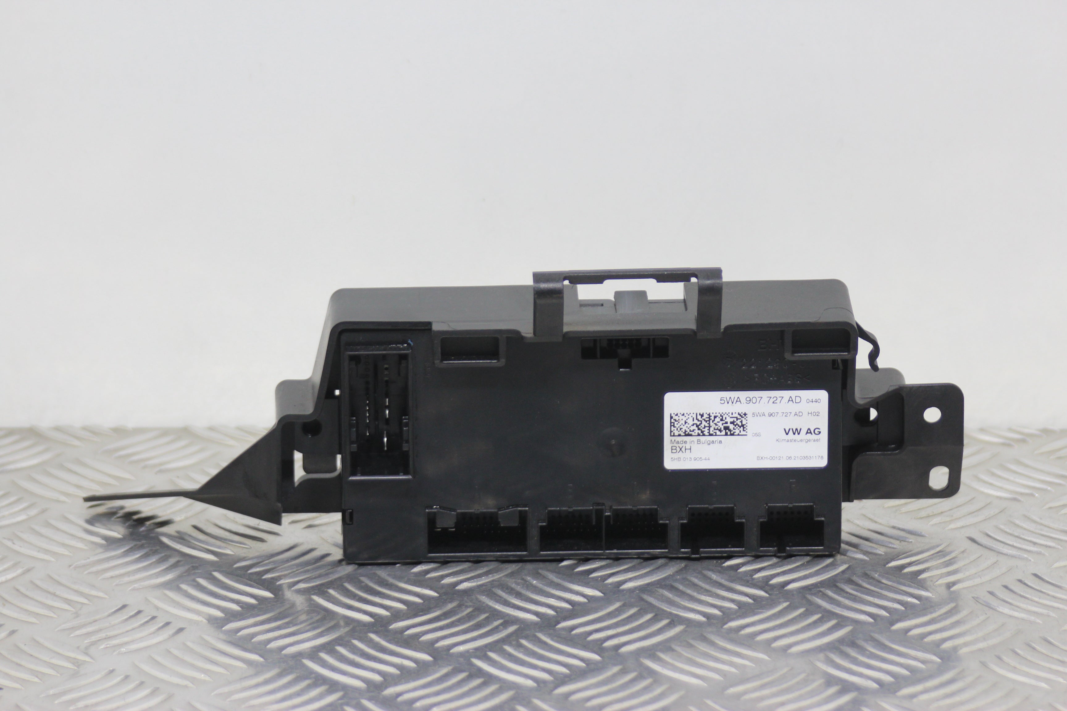 Volkswagen Golf Heater Control Switch (2022)