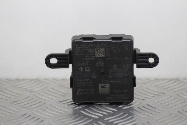 Volkswagen Golf Keyless Entry ECU (2022)