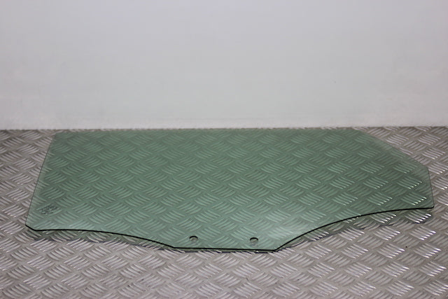 Audi A3 Door Window Glass Rear Passengers Side (2017) - Part photo