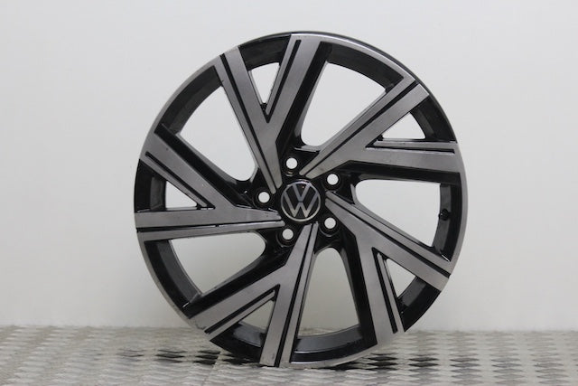 Volkswagen Golf Wheel Rear Drivers Side (2022)