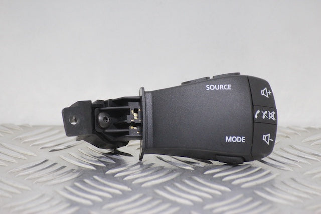 Dacia Jogger Radio Switch Volume