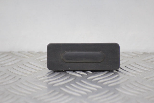 Dacia Jogger Tailgate Boot Lock Switch