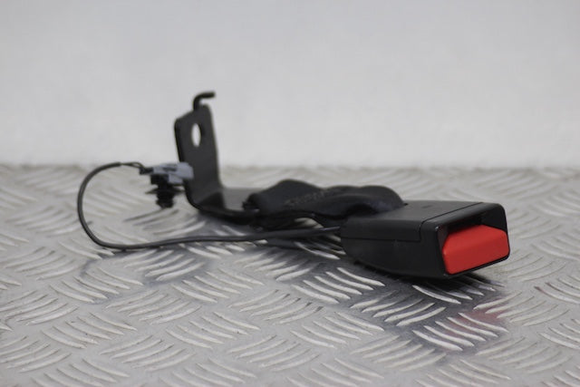 Dacia Jogger Seat Belt Buckle Lock 2nd Row Rear Centre