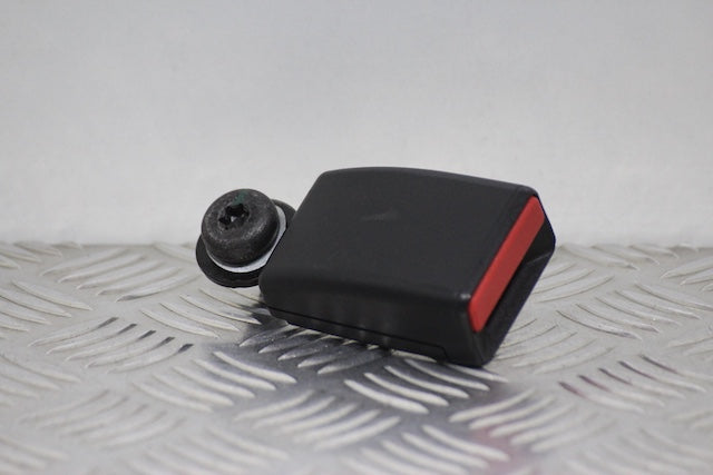 Dacia Jogger Seat Belt Buckle Lock 3rd Row Rear Passengers Side
