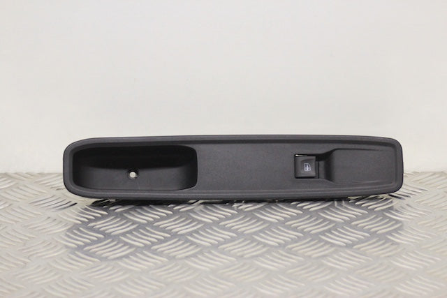 Dacia Sandero Window Switch Front Passengers Side (2023)