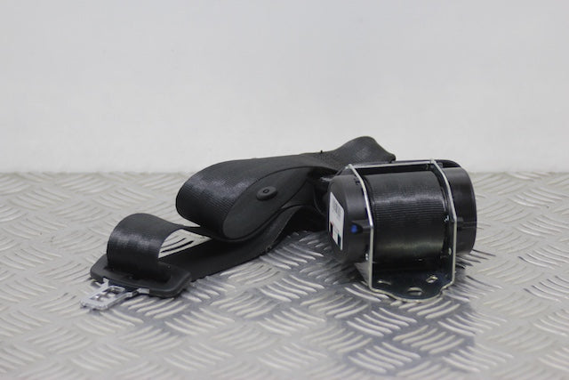 Dacia Sandero Seat Belt Rear Centre