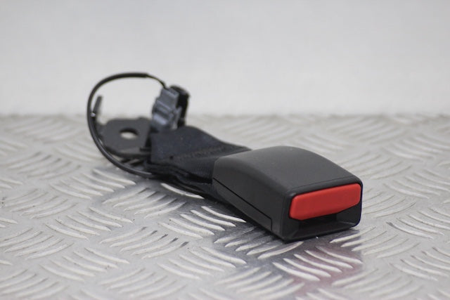 Dacia Sandero Seat Belt Buckle Lock Rear Drivers Side