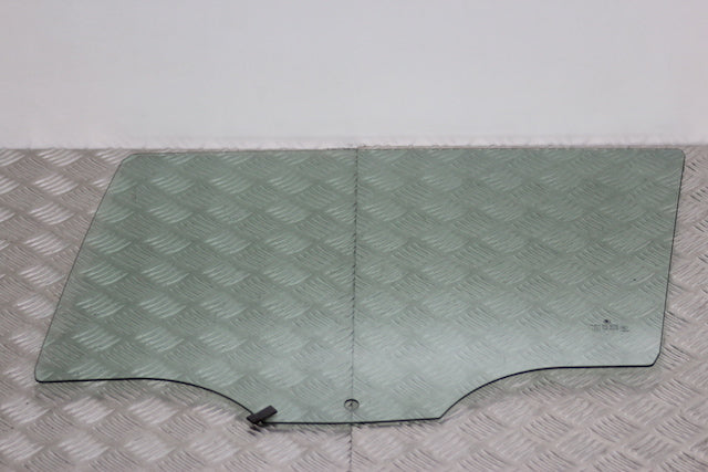 Skoda Octavia Door Window Glass Rear Passengers Side 