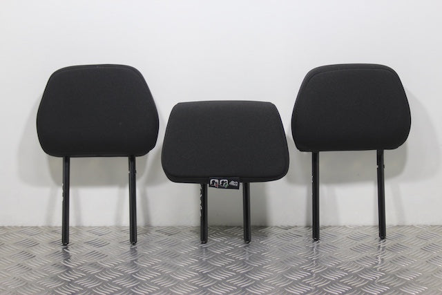 Dacia Sandero Headrest Rear x3