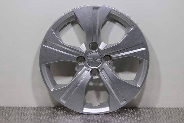 Dacia Sandero Wheel Cover Rear Passengers Side