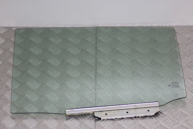 Toyota Yaris Door Window Glass Rear Passengers Side 