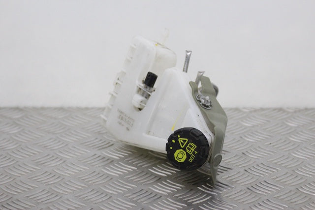 Dacia Sandero Brake Master Cylinder