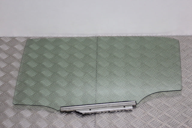 Toyota Auris Door Window Glass Rear Passengers Side 