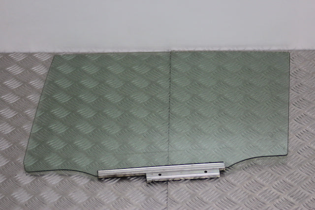 Toyota Rav4 Door Window Glass Rear Passengers Side 