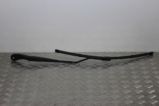 Dacia Sandero Wiper Front Drivers Side