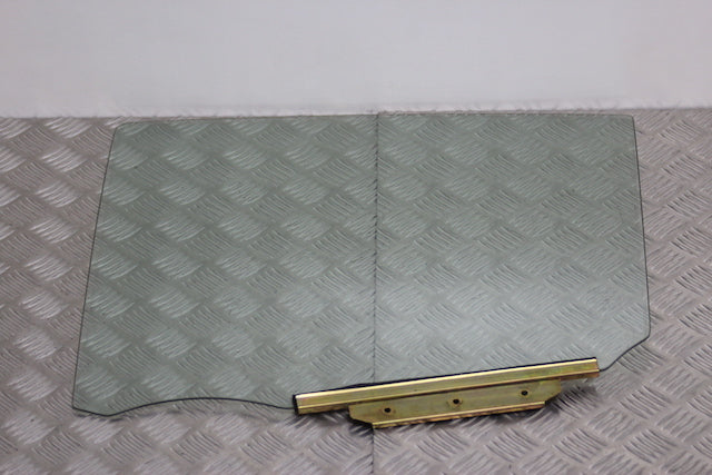 Toyota Yaris Door Window Glass Rear Drivers Side 