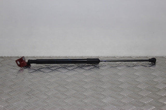 Dacia Sandero Tailgate Strut Drivers Side