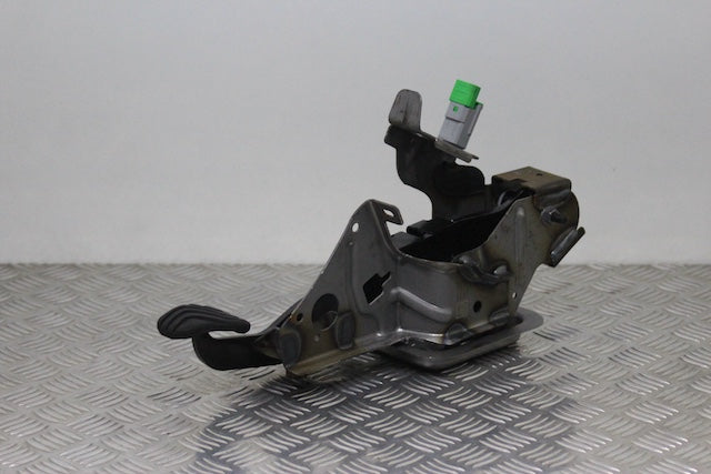 Dacia Sandero Brake Pedal