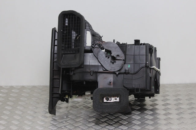Dacia Sandero Heater Box complete with Matrix