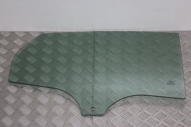 Ford Focus Door Window Glass Rear Drivers Side 