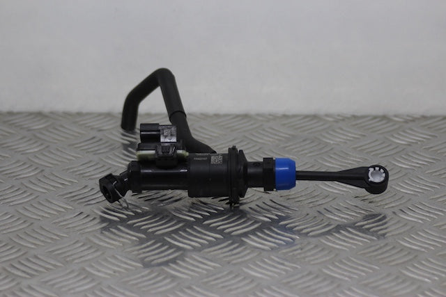 Dacia Sandero Clutch Master Cylinder (2023)