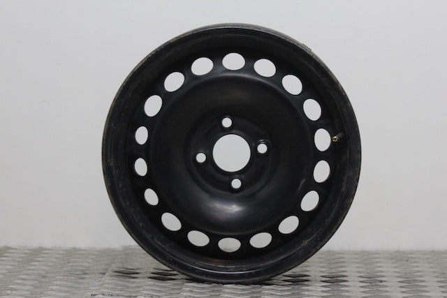 Dacia Sandero Wheel Rear Passengers Side
