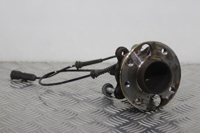 Dacia Sandero Hub with Bearing Rear Drivers Side