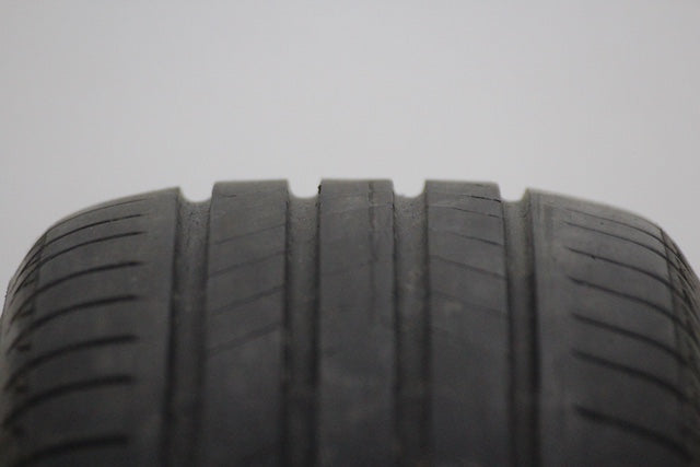 Dacia Sandero Tyre Rear Passengers Side