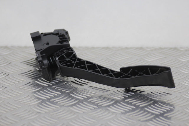 Accelerator Throttle Pedal