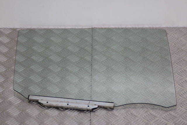 Toyota Yaris Door Window Glass Rear Drivers Side 