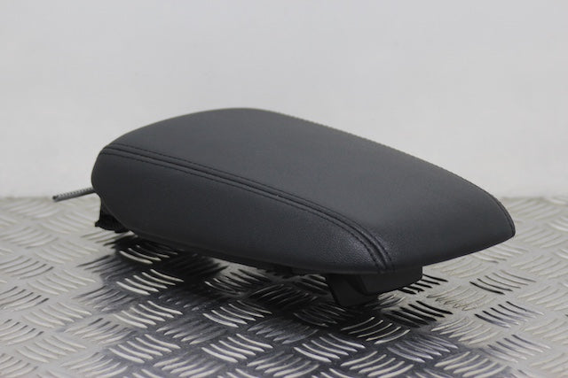 Armrest Centre