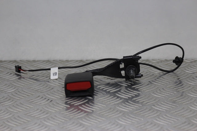 Seat Belt Buckle Lock Centre Rear