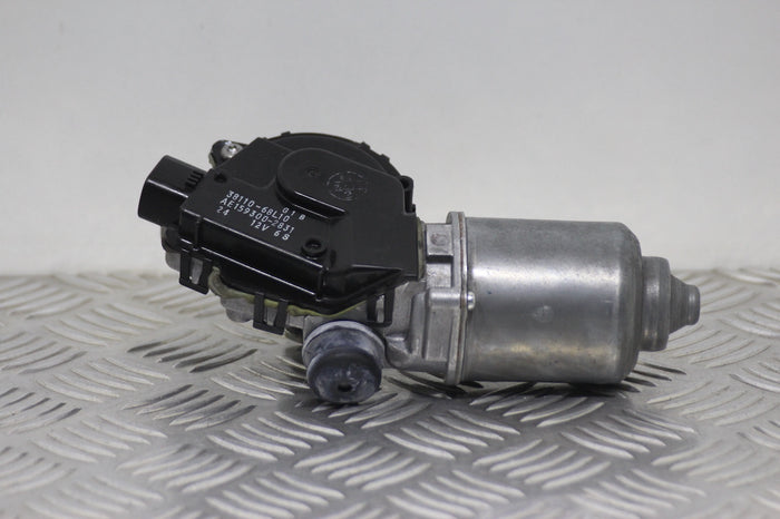 Suzuki Swift Wiper Motor Front (2015) genuine OEM used part - CarBreakers.ie