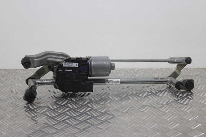 Volkswagen Golf Wiper Motor Front (2014) genuine OEM used part - CarBreakers.ie