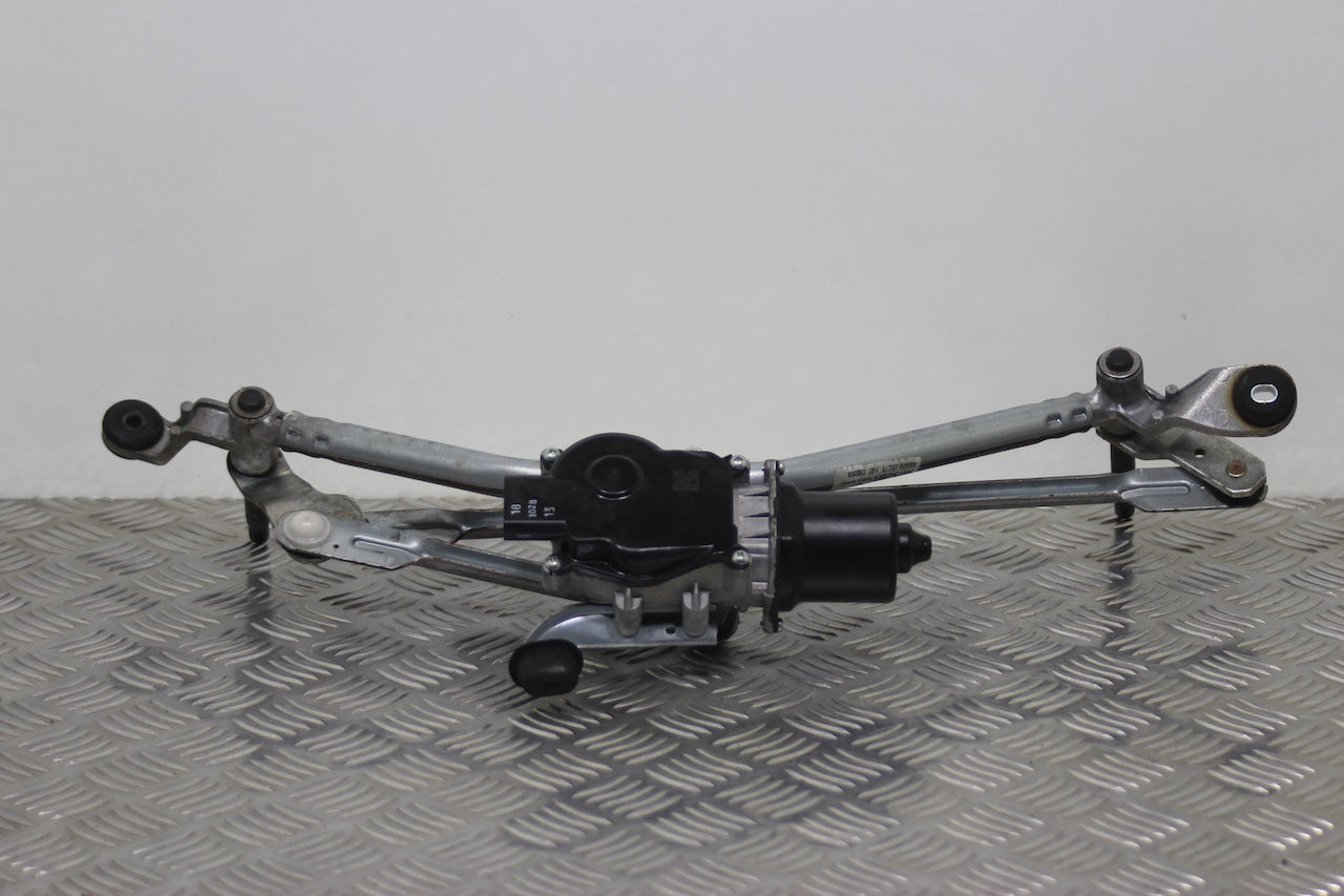 Renault Captur Wiper Motor Front (2019)