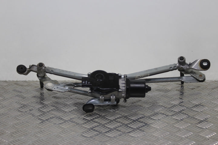 Renault Captur Wiper Motor Front (2019)