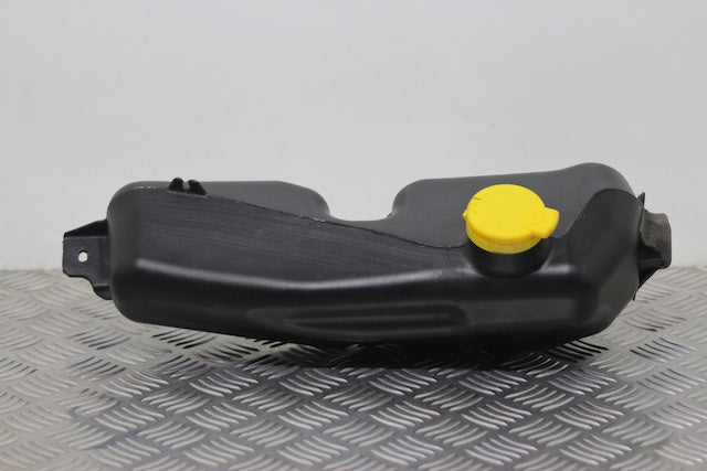 Dacia Duster Windscreen Wash Water Bottle 2023–2025