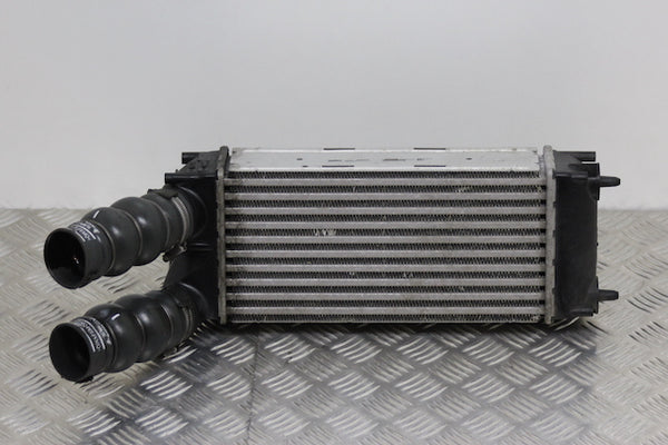 Citroen Picasso C4 Intercooler Radiator (2008) - 1