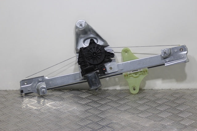 Dacia Duster Window Regulator Front Passengers Side 2023–2025