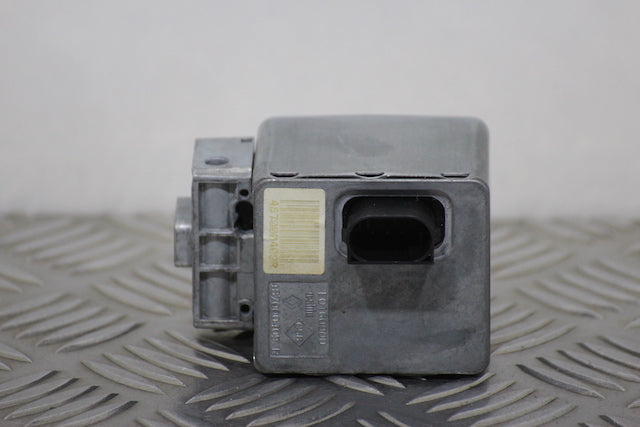 Renault Clio Steering Lock (2016)
